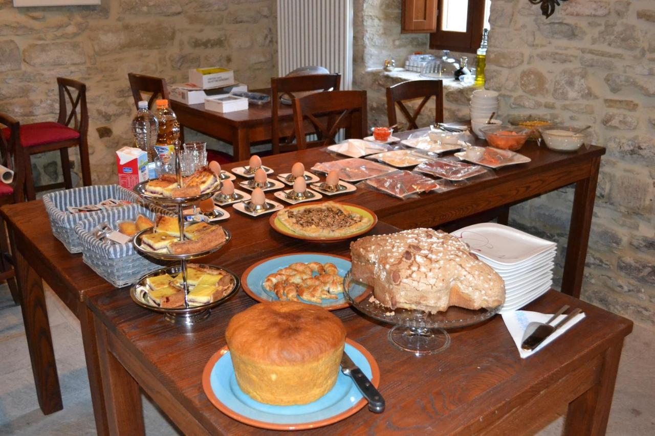 Country House Villa La Farfalla Pietralunga  Luaran gambar