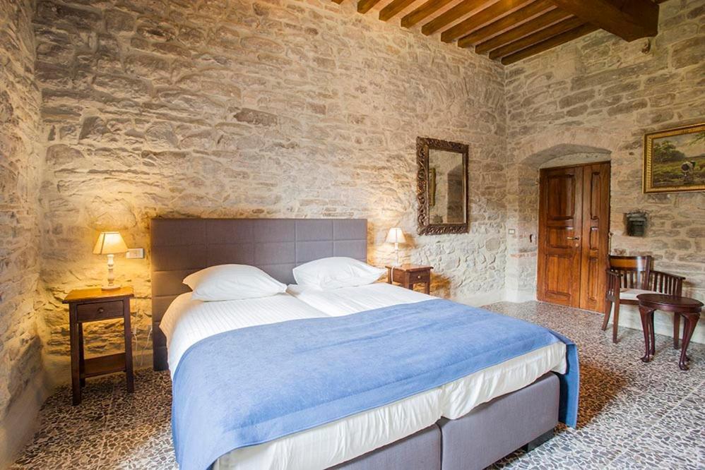 Country House Villa La Farfalla Pietralunga  Luaran gambar