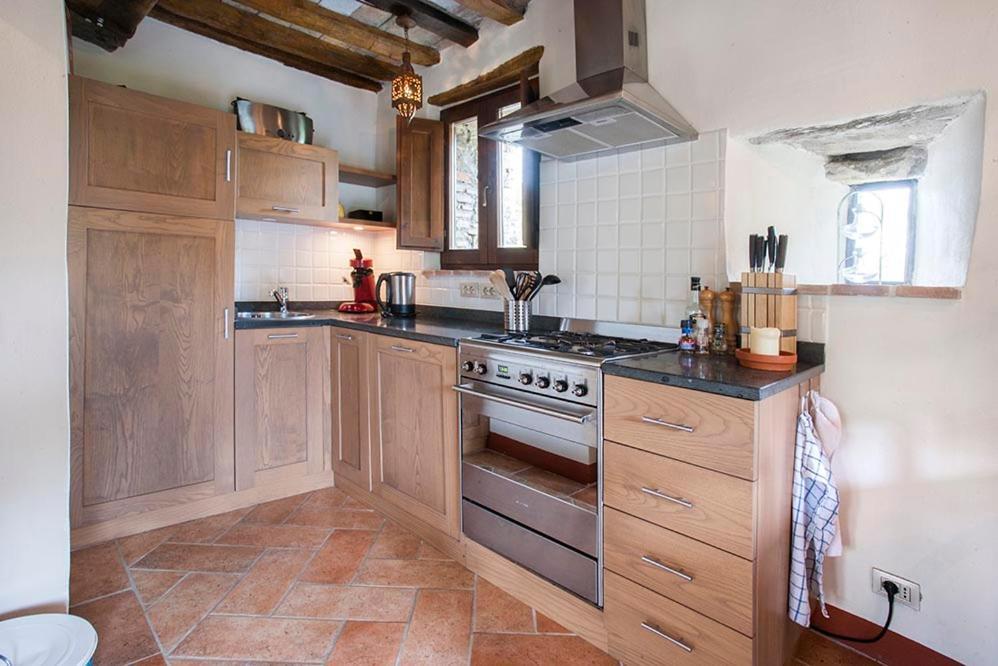 Country House Villa La Farfalla Pietralunga  Luaran gambar