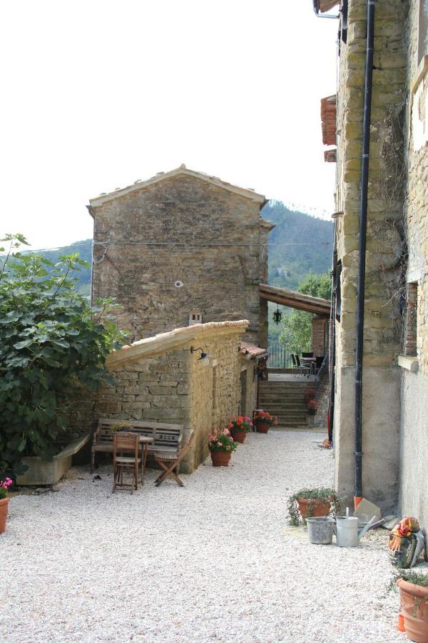 Country House Villa La Farfalla Pietralunga  Luaran gambar
