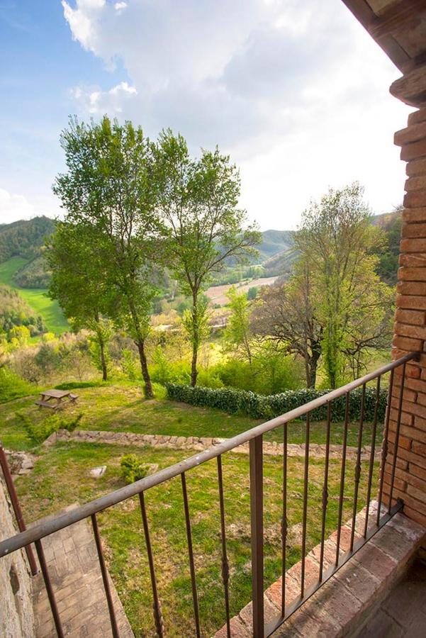 Country House Villa La Farfalla Pietralunga  Luaran gambar