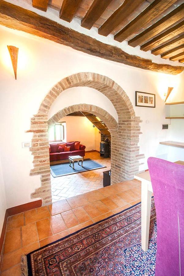 Country House Villa La Farfalla Pietralunga  Luaran gambar